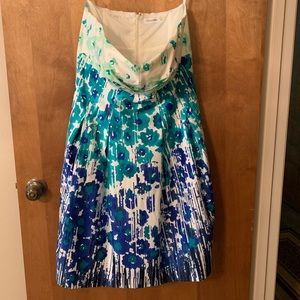 Cute Calvin Klein dress size 12 strapless
